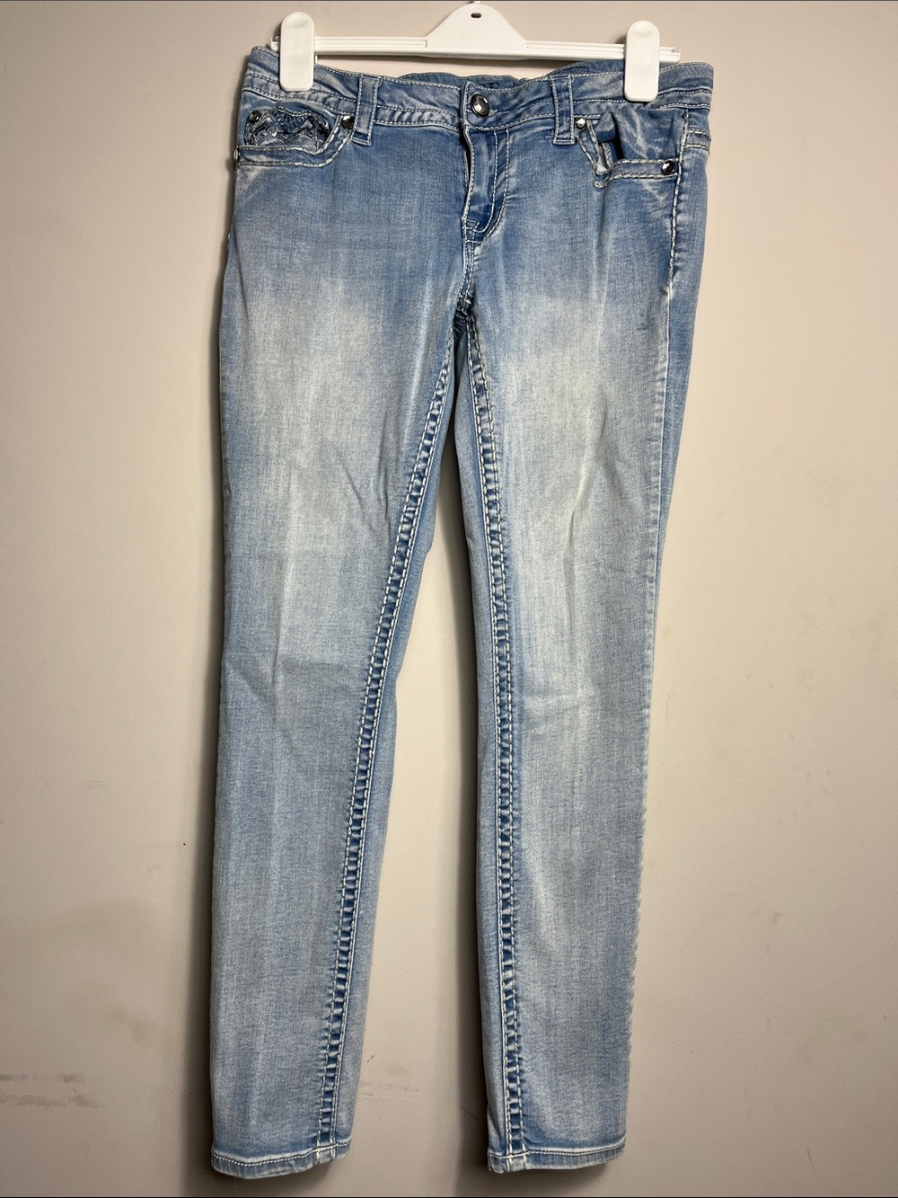 Knox Rose Mid Rise Skinny Jeans Size 12/31 Embellished Pocket Stretch Denim